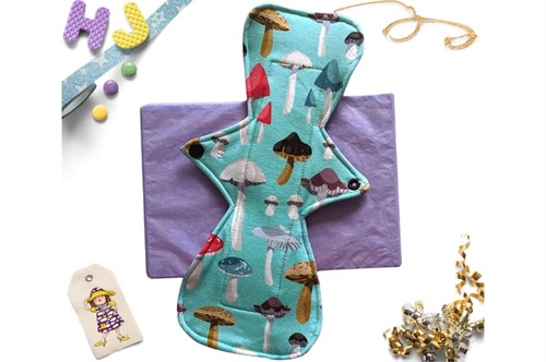 Buy  10 inch Cloth Pad Mint Funghi now using this page